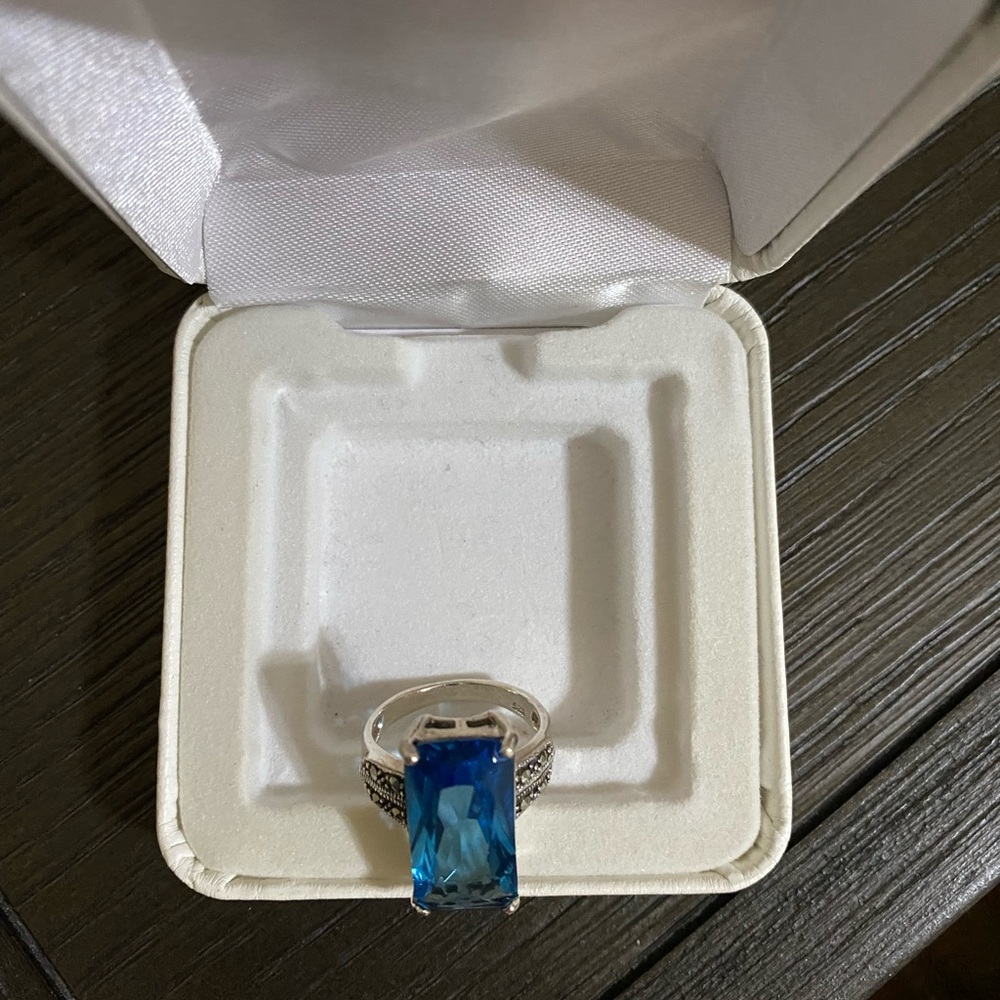 Silver 925 and teal stone ring